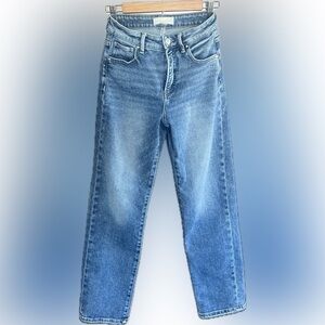 Stylish Blue Relaxed Fit Women's Jeans